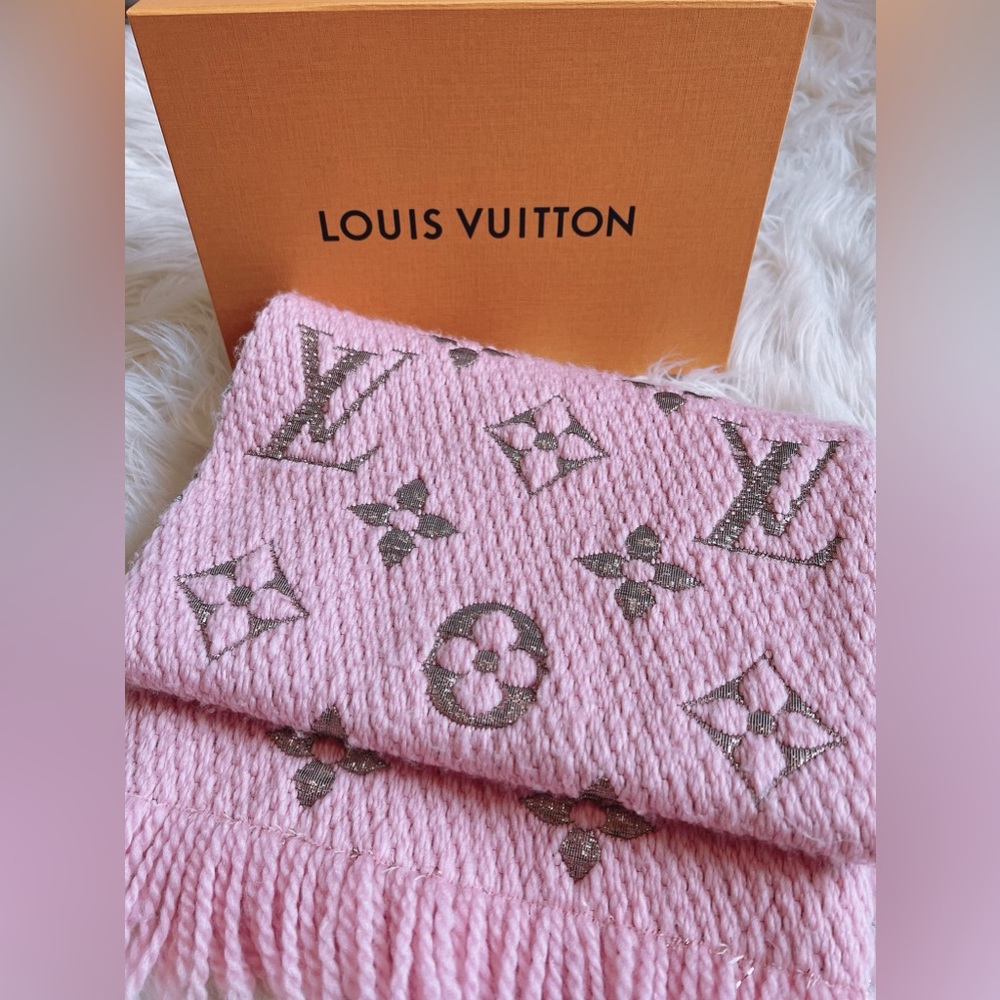 Louis Vuitton Logomania Scarf Pink